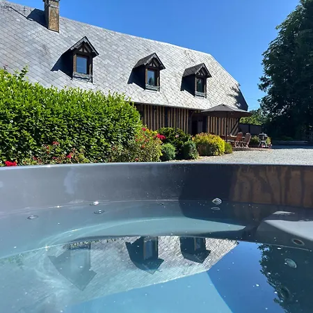 Du Bel Angerville Bain Nordique Pont L'eveque بيت للعطل